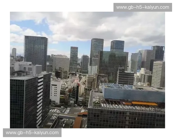 魔都vs.浪速：当极速上海遇见人间大阪，谁才是东亚“最有性格”的城市？